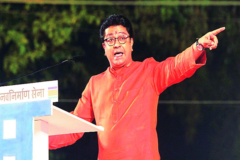 ‘स्मार्ट सिटी योजना फसवी’
