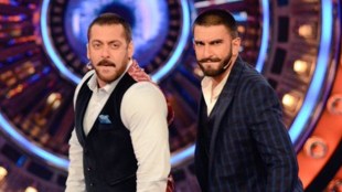Bigg Boss 9, Ranveer Singh, Salman Khan, Malhari dance from Bajirao Mastani, Pinga dance, Bollywood, Loksatta, Loksatta news, Marathi, Marathi news