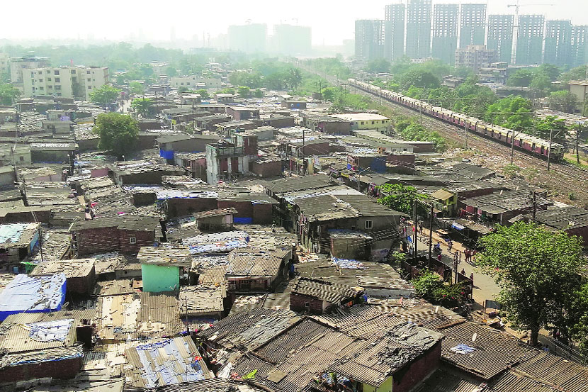 झोपडपट्टी पुनर्वसन योजनांसाठी नव्याने सादर केल्या जाणाऱ्या प्रस्तावात यापुढे भूसर्वेक्षण माहिती अहवाल (जिओग्राफिक इन्फर्मेशन सिस्टीम) सादर करणे बंधनकारक आहे. त्यासाठी अलीकडेच प्राधिकरणाने परिपत्रक जारी केले आहे. 