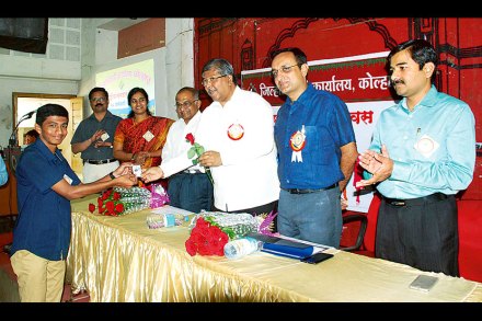 कोल्हापुरात मतदार जनजागृती फेरी