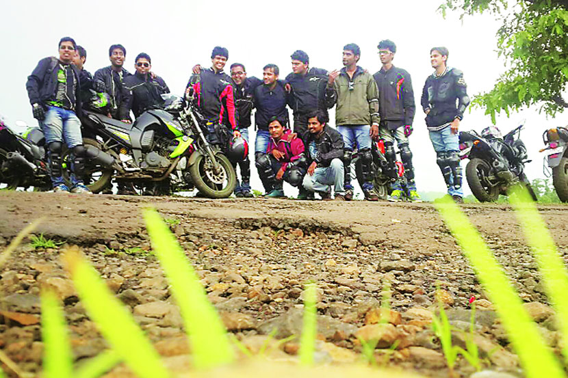 कोयना ते तिरुपती सफर ‘सीडी १००’ वरून! - Marathi News | Tour Of Koyna To ...