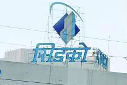 सिडकोचे अध्यक्षपद पदरात पाडण्यासाठी शिवसेनेने मोर्चेबांधणी सुरू केली आहे. 