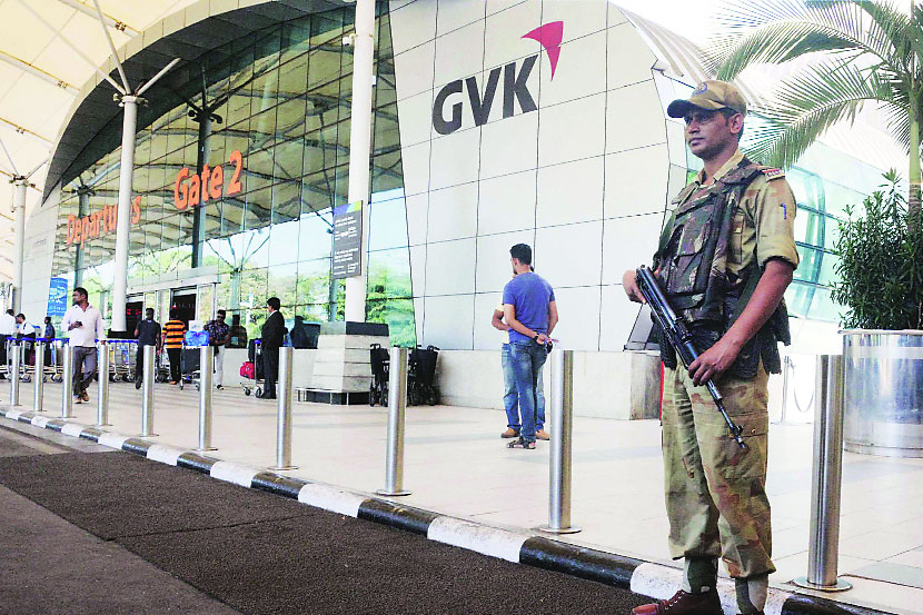 देश सुरक्षित नाही तर पाकशी चर्चा कशाला देश सुरक्षित नाही तर पाकशी चर्चा कशाला