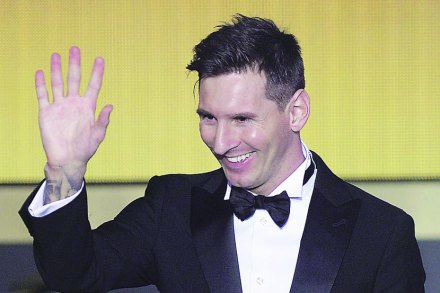 मेस्सीच सर्वोत्तम ‘बलॉन डी’ऑर’ पुरस्काराचा मानकरी मेस्सीच सर्वोत्तम ‘बलॉन डी’ऑर’ पुरस्काराचा मानकरी