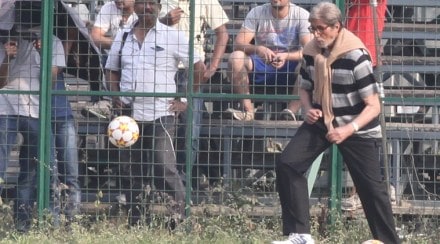 Amitabh Bachchan, bollywood, football, Teen, Loksatta, Loksatta news, Marathi, Marathi news Amitabh Bachchan, bollywood, football, Teen, Loksatta, Loksatta news, Marathi, Marathi news
