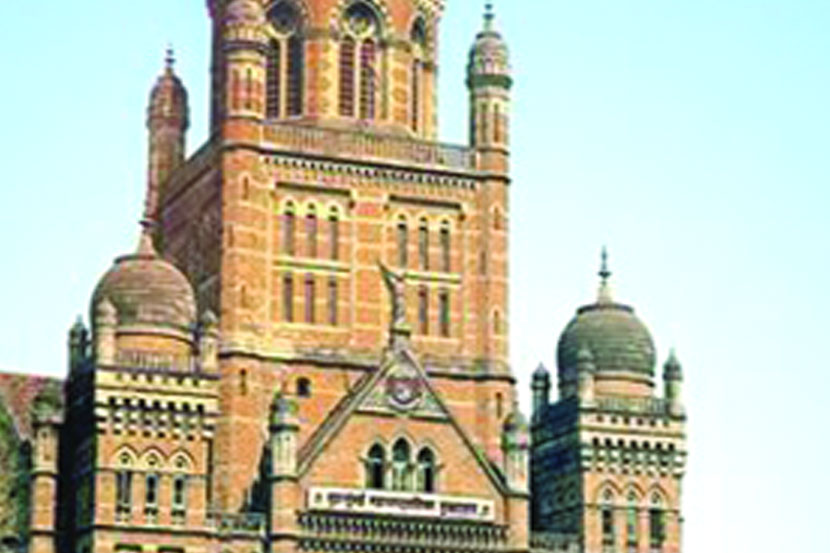 मुंबईप्रमाणेच अन्य पालिकांमधील ठेकेदारांना तुरुंगाची हवा खावी लागल्यास जनतेच्या पैशांचा अपव्यय टाळून काही प्रमाणात तरी अनियमितता कमी होऊ शकेल. मुंबईप्रमाणेच अन्य पालिकांमधील ठेकेदारांना तुरुंगाची हवा खावी लागल्यास जनतेच्या पैशांचा अपव्यय टाळून काही प्रमाणात तरी अनियमितता कमी होऊ शकेल.