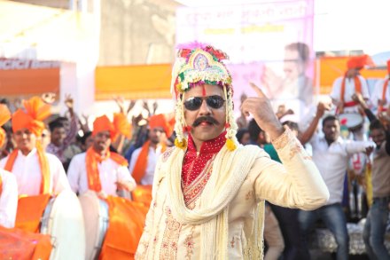 ‘जाऊंद्या ना बाळासाहेब’….. तिळगुळ घ्या आणि गोड बोला !