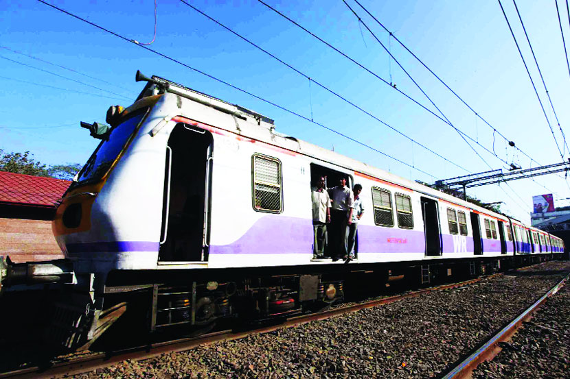 Harbour railway, Mumbai local, Trains, Loksatta, Loksatta news, Marathi, Marathi news Harbour railway, Mumbai local, Trains, Loksatta, Loksatta news, Marathi, Marathi news