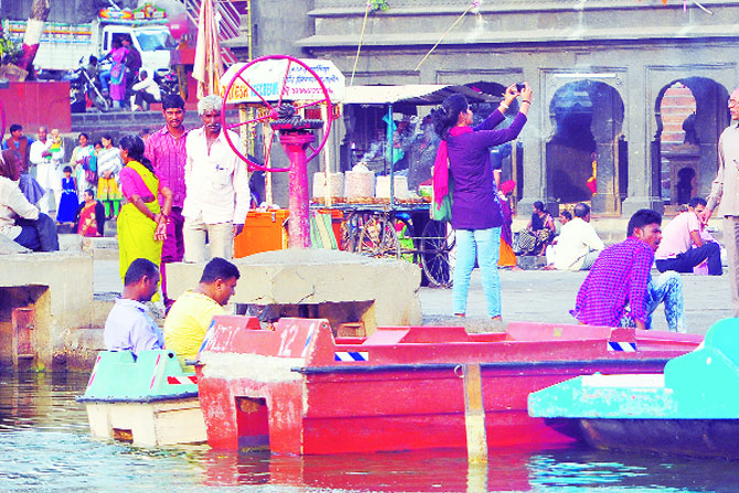 ‘सेल्फी’चा धोका
