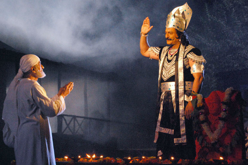 शनि देवाचे एक वेगळे सकारात्मक रूप.. ‘लॉर्ड ऑफ शिंगणापूर’ शनि देवाचे एक वेगळे सकारात्मक रूप.. ‘लॉर्ड ऑफ शिंगणापूर’