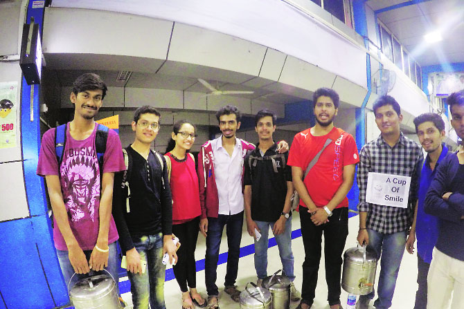 अ कप ऑफ स्माइल अ कप ऑफ स्माइल