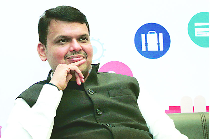 देवेंद्र फडणसीस  