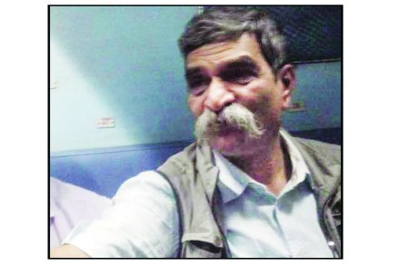 ‘समाजातील दुख काव्यातून मांडणे ही जबाबदारी’