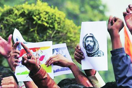 लाभाच्या रणनीतीत सारे व्यस्त! लाभाच्या रणनीतीत सारे व्यस्त!