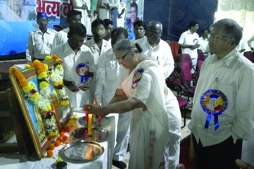डॉ. प्रकाश आंबेडकर डॉ. प्रकाश आंबेडकर