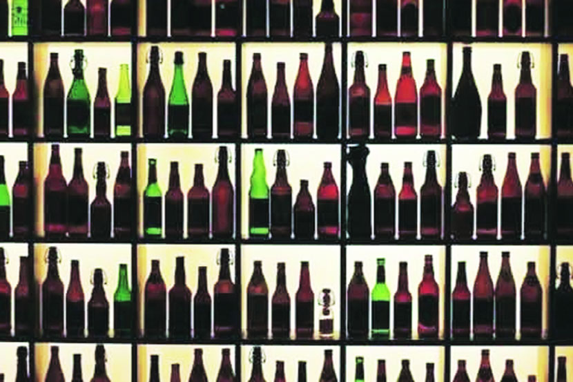 या संदर्भात वाइन उत्पादक संघटनेचे पदाधिकारी लवकरच मुख्यमंत्र्यांची भेट घेणार आहेत. या संदर्भात वाइन उत्पादक संघटनेचे पदाधिकारी लवकरच मुख्यमंत्र्यांची भेट घेणार आहेत.