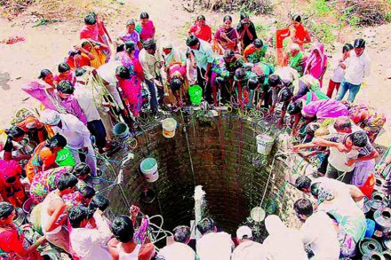 सरकार म्हणून दुष्काळग्रस्तांसाठी त्यांना फारसे काही करता आले नाही