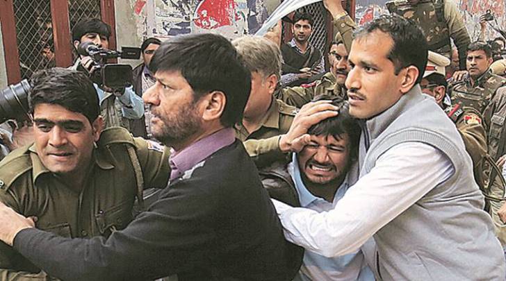Delhi Police , JNU row , Kanhaiya Kumar , attack on kanhaiya , Loksatta, Loksatta news, Marathi, Marathi news Delhi Police , JNU row , Kanhaiya Kumar , attack on kanhaiya , Loksatta, Loksatta news, Marathi, Marathi news
