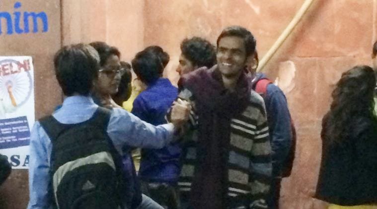 उमर खालिद जेएनयूत परतला