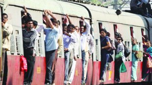 Vijay mallya, विजय मल्ल्या,ticketless passenger, Mumbai local, train, vijay mallya , TC, without ticket, Loksatta, Loksatta news, marathi, Marathi news