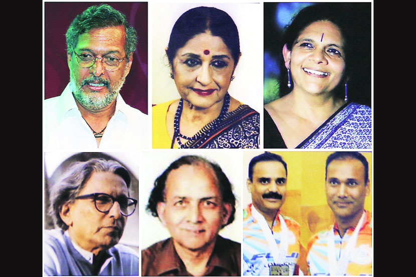 पहिल्या रांगेत - नाना पाटेकर, कनक रेळे, चेतना सिन्हा; दुसऱ्या रांगेत - बाळकृष्ण दोशी, डॉ. शशीकुमार चित्रे, डॉ. महाजन बंधू 
