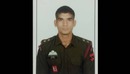 दहशतवादी हल्ल्यात कॅप्टन पवन कुमारसह दोन जवान शहीद