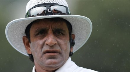 २०१३ साली झालेल्या आयपीएल स्पर्धेत सामना निश्चितीच्या बदल्यात बुकींकडून महागड्या भेटवस्तू घेतल्याप्रकरणाचा आरोप ठेवण्यात आला होता. २०१३ साली झालेल्या आयपीएल स्पर्धेत सामना निश्चितीच्या बदल्यात बुकींकडून महागड्या भेटवस्तू घेतल्याप्रकरणाचा आरोप ठेवण्यात आला होता.