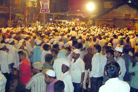 ज्येष्ठ समाजवादी नेते निहाल अहमद यांच्या पार्थिवावर अंत्यसंस्कार