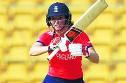 इंग्लंडची विजयी सलामी