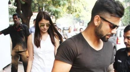 Cricket,Icc T 20 World Cup,T 20 world cup,Virat Kohli Innings For India,Virat Kohli's Innings Against Australia,ऑस्ट्रेलिया टी २०,ऑस्ट्रेलिया विरुद्ध कोहली, Anushka Sharma, Socail media, Shame on people trolling Anushka Sharma, अनुष्का शर्मा, Loksatta, loksatta news, marathi, Marathi news