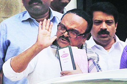 कारवाई फक्त भुजबळांवरच?