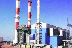 सुरक्षारक्षकाच्या गोळीबारात वरिष्ठ अधिकाऱ्यासह दोघे ठार