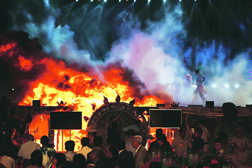 ‘मेक इन इंडिया’च्या आगीचा पालिकेला आठ लाखांचा भरुदड