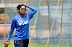 भारतीय महिलांसमोर इंग्लंडचे आव्हान