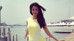 प्रियकरासह मुंबईत परतली मल्लिका शेरावत