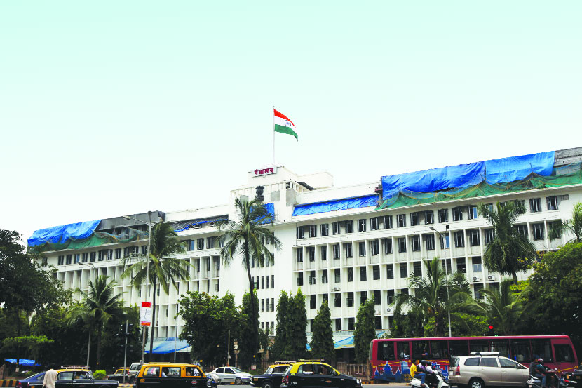 पाणीप्रश्नी रेल्वे मंत्रालय ‘दक्ष’, राज्य सरकार ‘आरम्’!