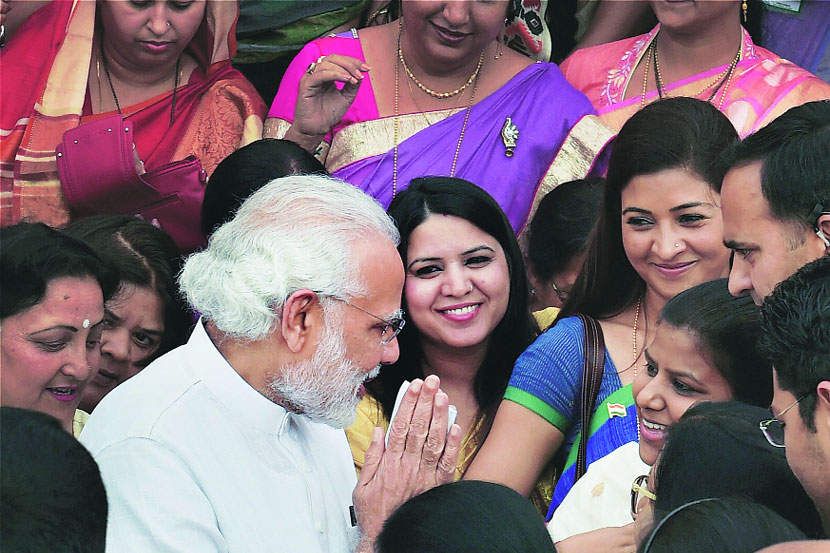 नवी दिल्लीत महिला लोकप्रतिनिधींच्या राष्ट्रीय परिषदेचा समारोप रविवारी पंतप्रधान नरेंद्र मोदी यांच्या उपस्थितीत झाला. 