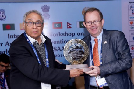 कॅन्सर पेशंट एड असोसिएशनचे संस्थापक अध्यक्ष वाय. के. सप्रू यांना सार्क राष्ट्रांकडून आयोजित केलेल्या आंतरराष्ट्रीय परिषदेत गौरवण्यात आले.