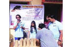 चिऊताईच्या अस्तित्वासाठी १२५ घरटी मोफत