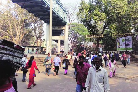 कल्याण पूर्वेतील स्कायवॉकचा ‘द्राविडी प्राणायाम’