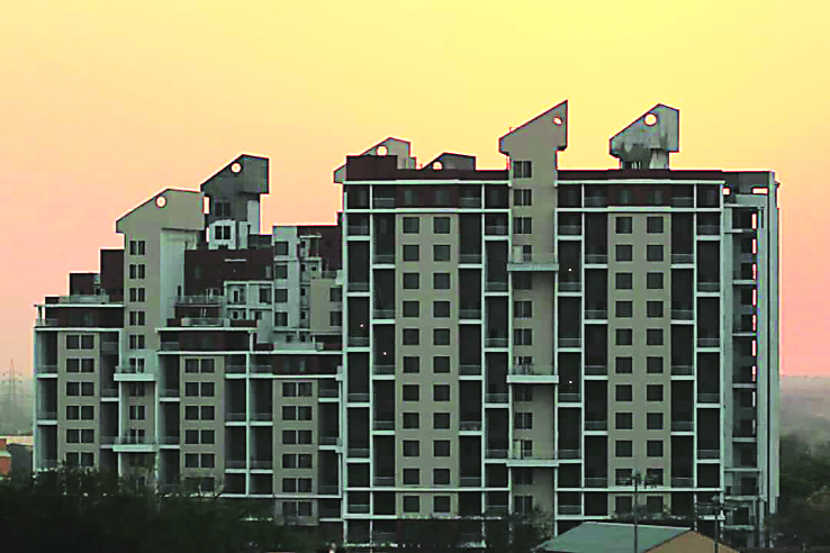 मोठे खेडे ते स्मार्ट सिटी (सोलापूर)