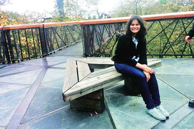 विदेशिनी: वास्तूंच्या जतन-संवर्धनाचा वसा विदेशिनी: वास्तूंच्या जतन-संवर्धनाचा वसा