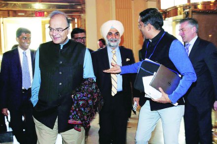‘व्हिसा शुल्कवाढ सापत्नभावाचा भारतीय आयटी कंपन्यांनाच मोठा फटका’