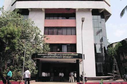 पोखरण रस्त्यावरील ११०० बांधकामे जमीनदोस्त