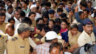 Ambabai Temple, Trupti Desai ,महालक्ष्मी मंदिर तृप्ती देसाईं