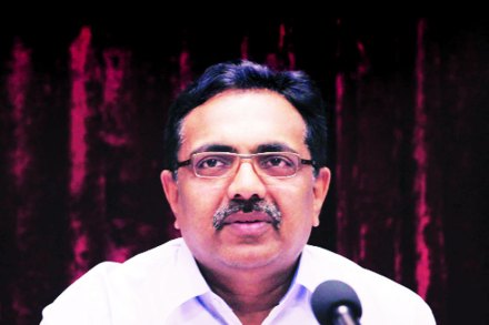 संतप्त जयंत पाटील यांचे उपोषण संतप्त जयंत पाटील यांचे उपोषण