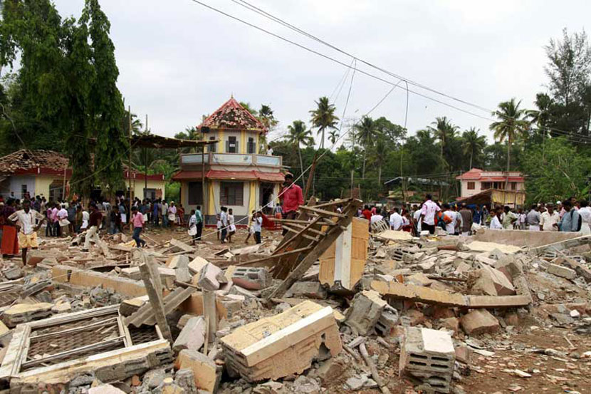 Kerala Temple fire, केरळमधील मंदिर Kerala Temple fire, केरळमधील मंदिर