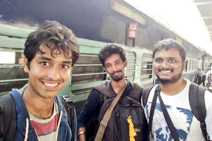 प्रवासादरम्यान आलेले अनुभव, आठवणी आणि शहाणपण मनात साठवून ते गेल्याच आठवडय़ात मुंबईत परतले. प्रवासादरम्यान आलेले अनुभव, आठवणी आणि शहाणपण मनात साठवून ते गेल्याच आठवडय़ात मुंबईत परतले.
