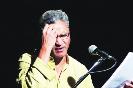 कथेच्या अभिवाचनाचा अभिनव प्रयोग ज्येष्ठ रंगकर्मी अतुल पेठे गेले सध्या महाराष्ट्रभर करीत आहेत. 