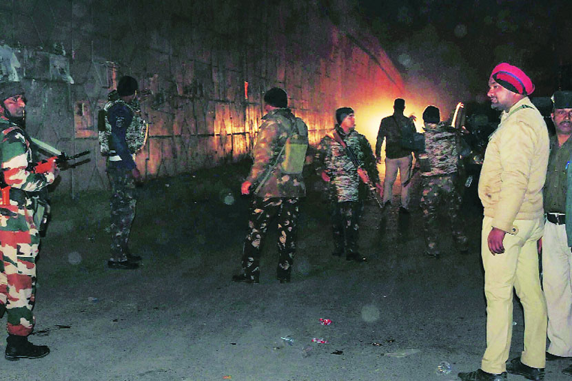 एनआयए प्रमुखांच्या वक्तव्याने वाद एनआयए प्रमुखांच्या वक्तव्याने वाद